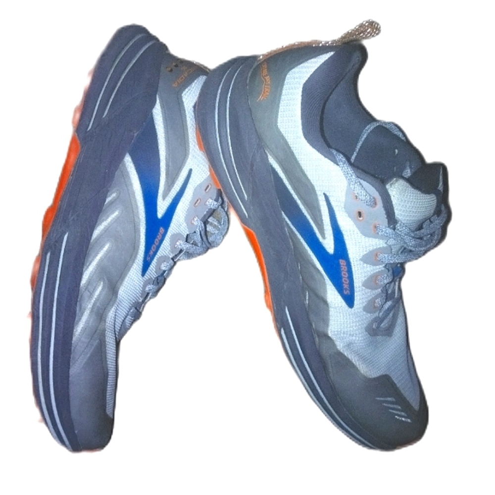 Brooks Cascadia 16 Multicolor Running Shoes. Sz. Men's 12.5 Medium(D)